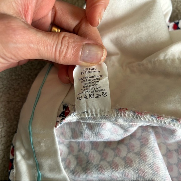 Women's J.Crew Red/Blue/White Geometric Print Shorts Size 0 - Picture 10 of 11